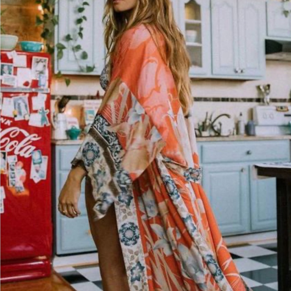 Free People one size boho cover up ! Kimono super soft ! New no tags